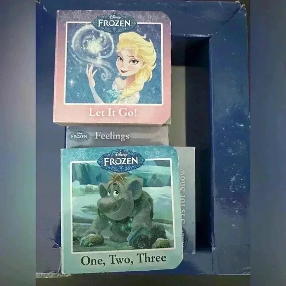 Disney Frozen 12 Board Books Anna Elsa Kristoff Olaf Snowman - Picture 2 of 3